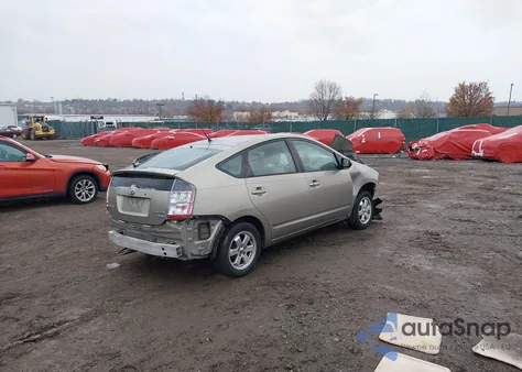 2005 Toyota Prius from USA, damaged, VIN JTDKB20UX53054798